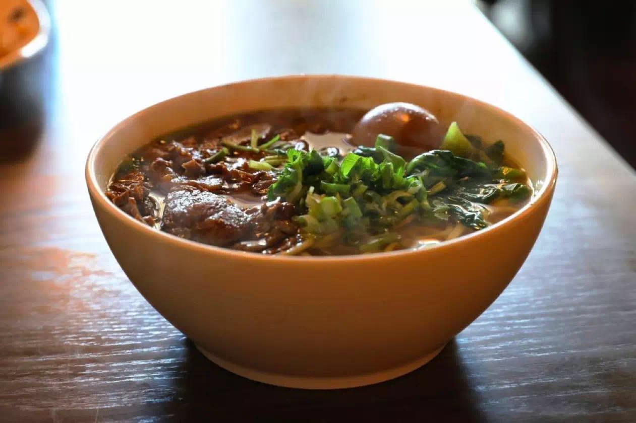 Lanzhou Ramen 兰州拉面 – The Best Chinese Hand-Pulled Noodles in